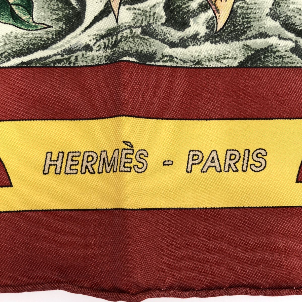 新品未使用　エルメス　カレ90 CASSE NOISETTE（くるみ割り） HERMES エルメス カレ90 CASSE NOISETTE くるみ割り スカーフ ミックス
