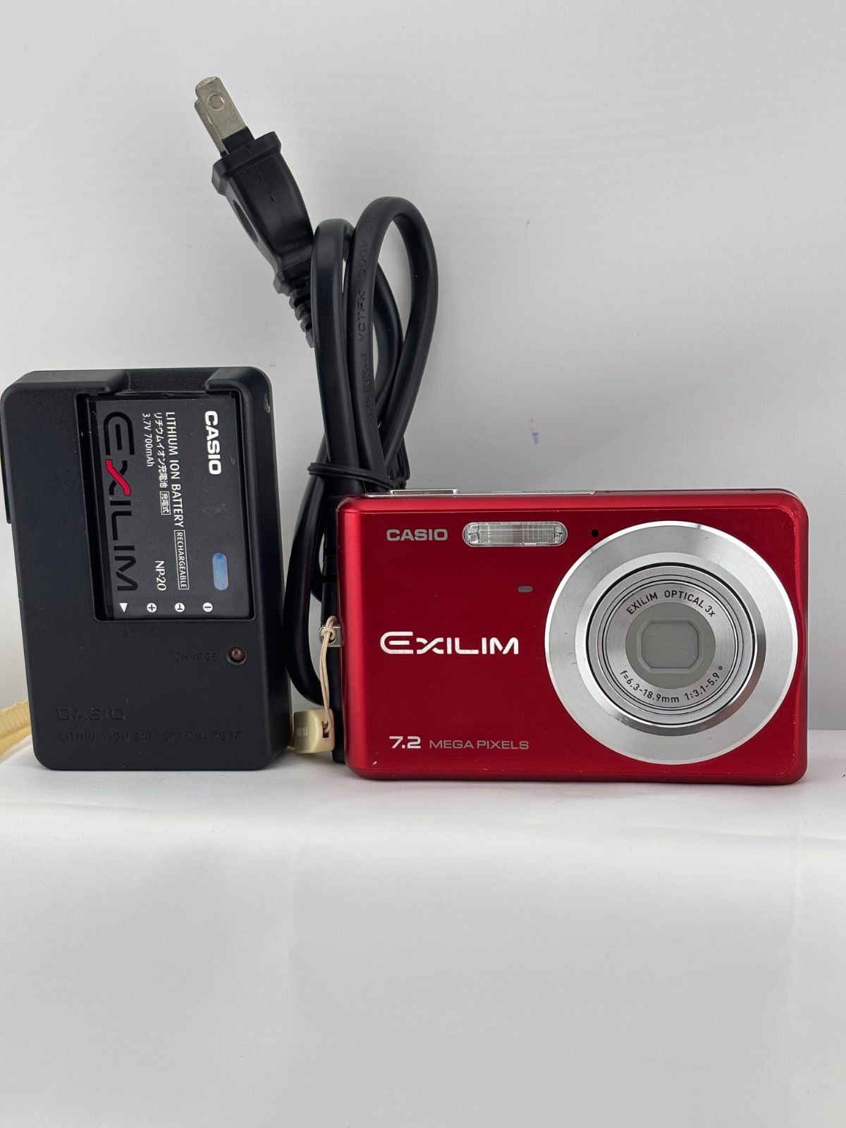 1591【美品、動作確認済み】 CASIO EXILIM EX-Z77 レッド カシオ