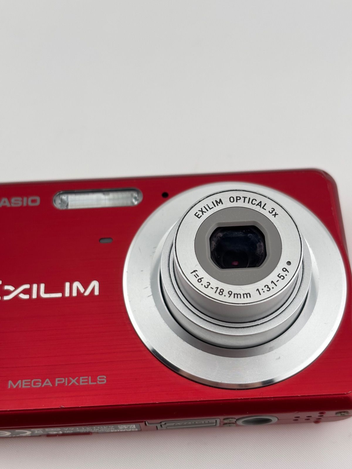 1591【美品、動作確認済み】 CASIO EXILIM EX-Z77 レッド カシオ