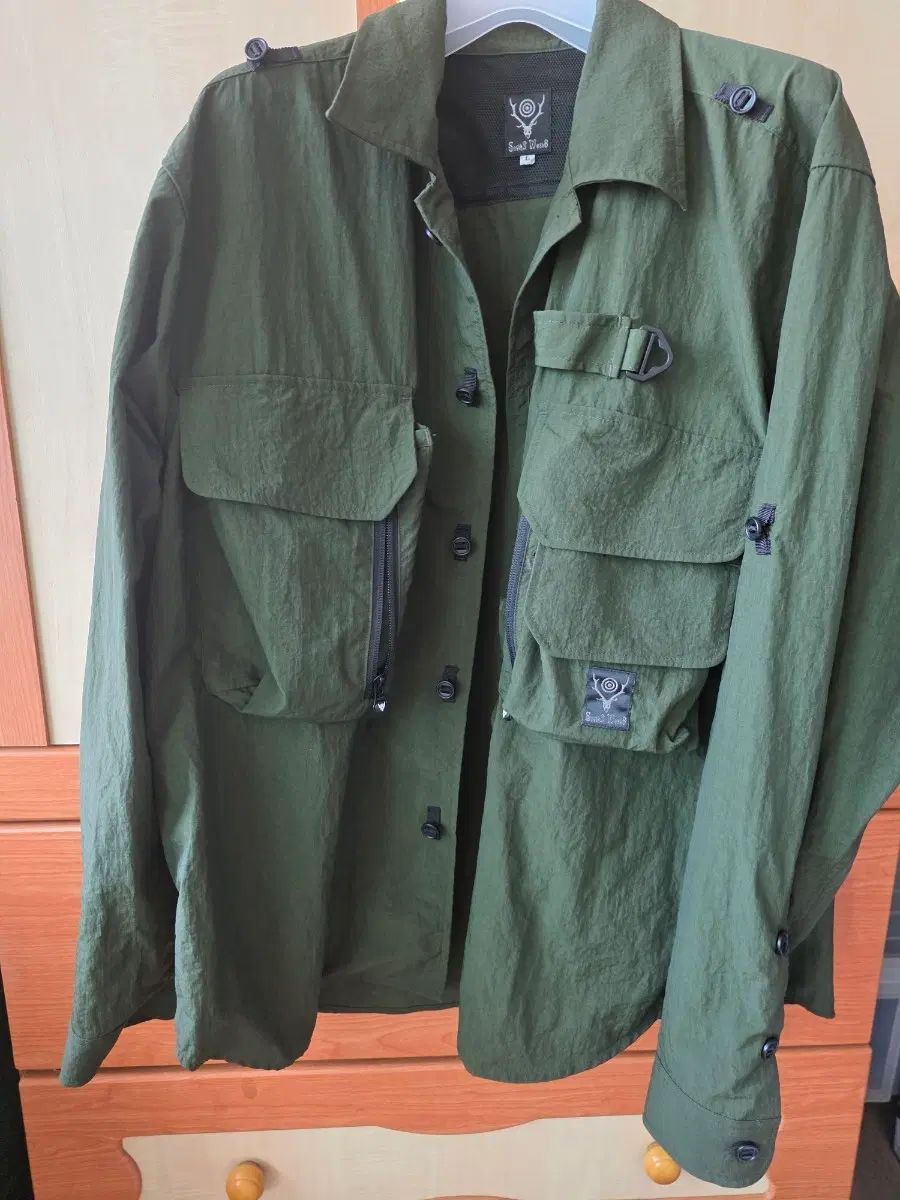south2 west8 TENカラシャツ カーキ L