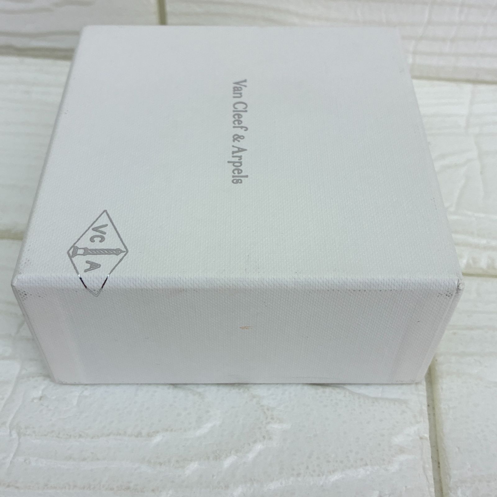 S2154 Van Cleef & Arpels ジュエリーケース(空箱) 268326641 - メルカリ
