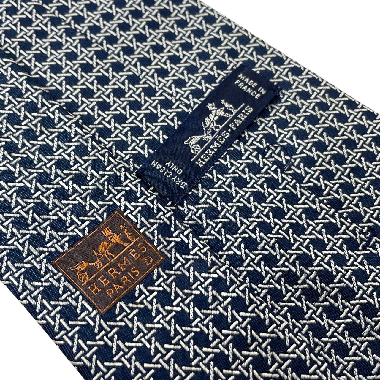 美品/HERMES/エルメス/シルクネクタイ/総柄/ネイビー系/箱付/剣先幅8cm