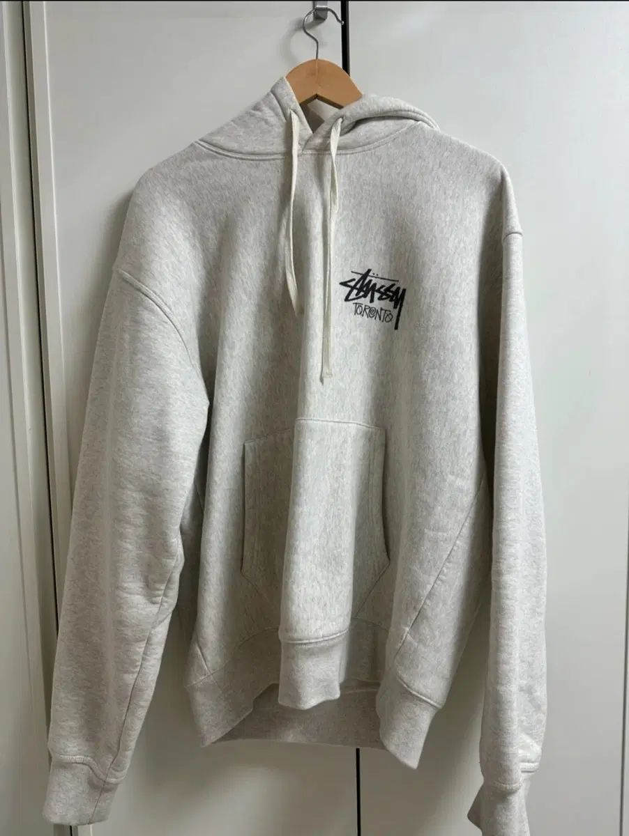 STUSSY トロント WHOODIE L 17,281円