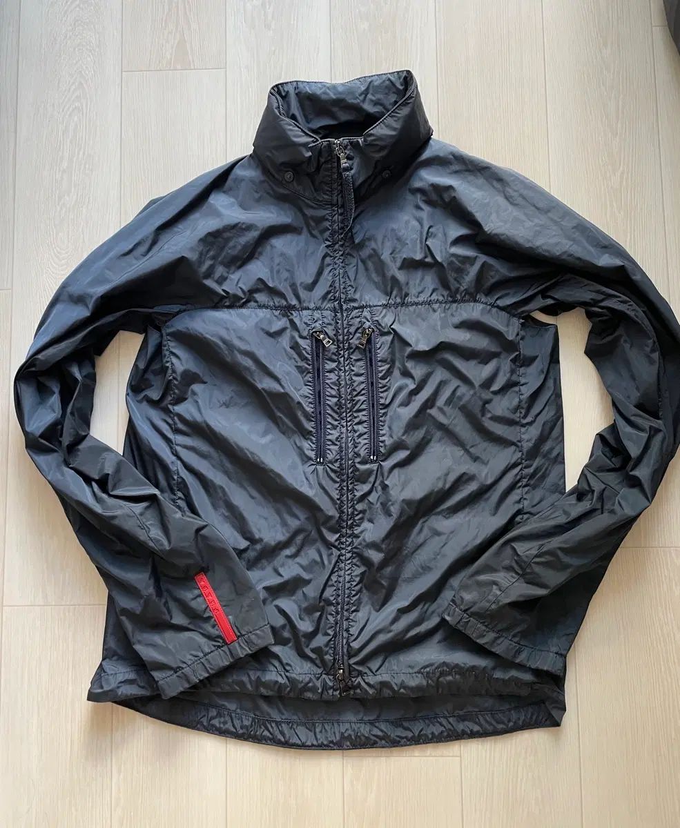 (50) PRADA スポーツ ウィンドブレーカー