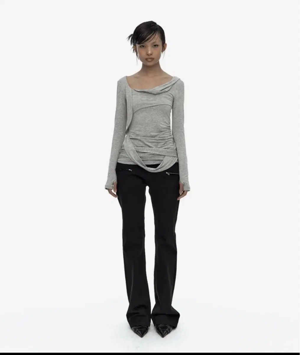 カシコ drape asymmetric long sleeve gray 8,235円