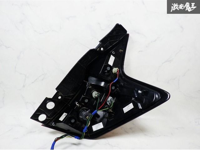 ☆点灯OK/破損無し☆ 日産純正 E12 ノート 後期 テールランプ テール