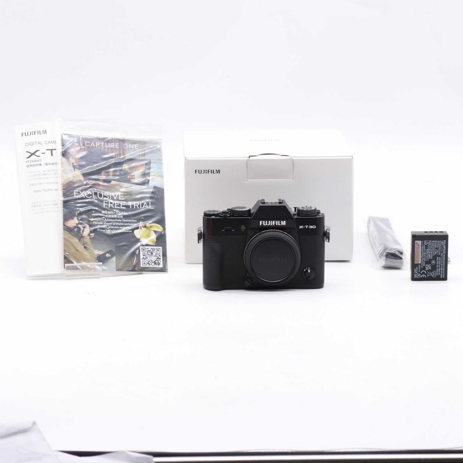 FUJIFILM X-T30 III ボディ ブラック｜APS-C ミラーレス一眼 X-Trans CMOS 4 X-Processor 5 6.2K動画対応 富士フイルム【中古】 81,939円