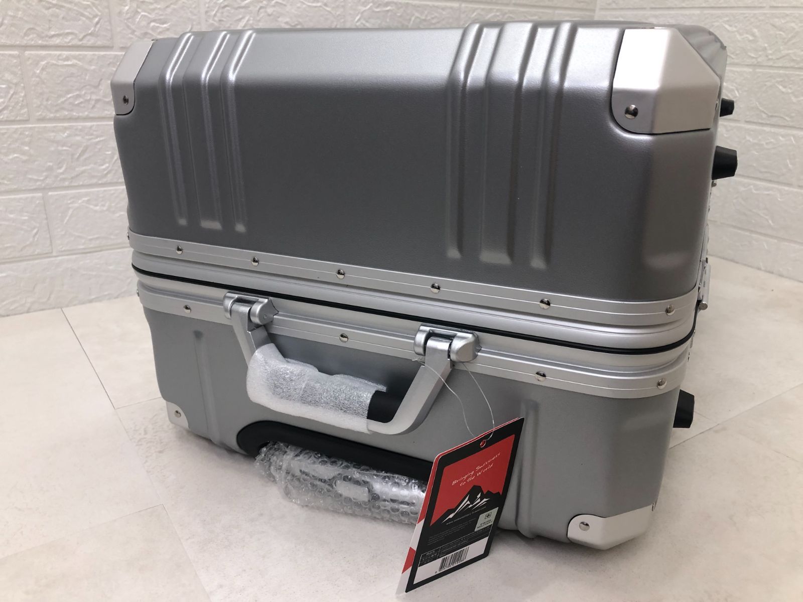 SWISS MILITARY スイスミリタリー キャリーケース 24インチ 66L