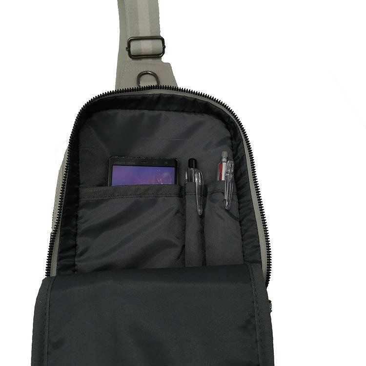 https://assets.mercari-shops-static.com/-/large/plain/2JWmGBgBxfWAQaZqJAn8se.jpg@jpg