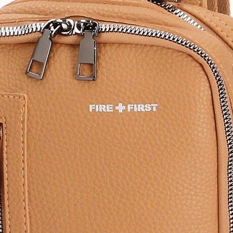 https://assets.mercari-shops-static.com/-/large/plain/2JWmGBgTAKqxAeeJJXqGmc.jpg@jpg