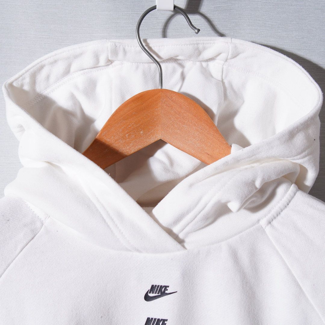 https://assets.mercari-shops-static.com/-/large/plain/2JWmMfQWrxgJ4pAuvo3SE7.jpg@jpg