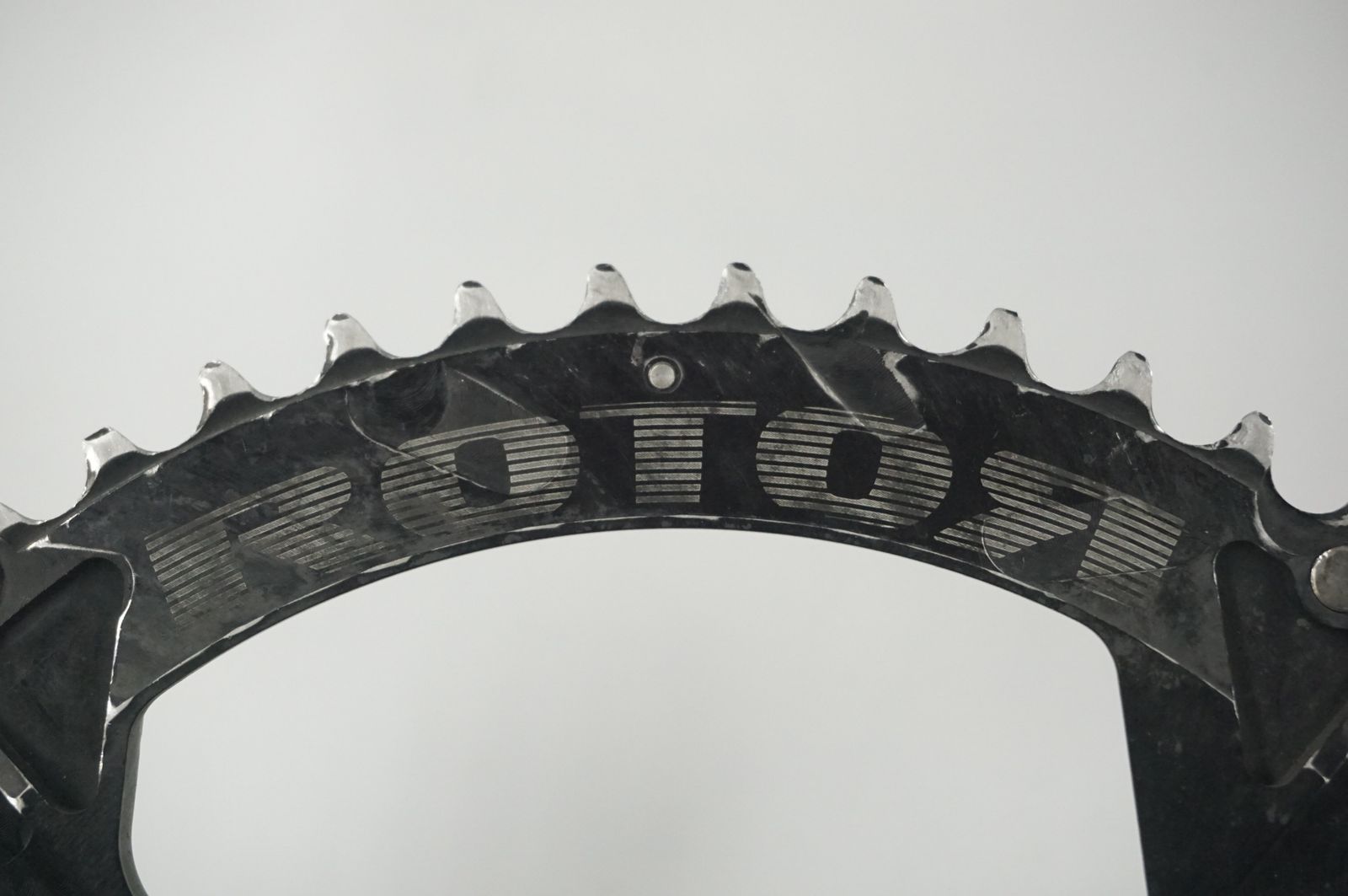 ROTOR 「ローター」 ROUND RINGS 53T アウターチェーンリング