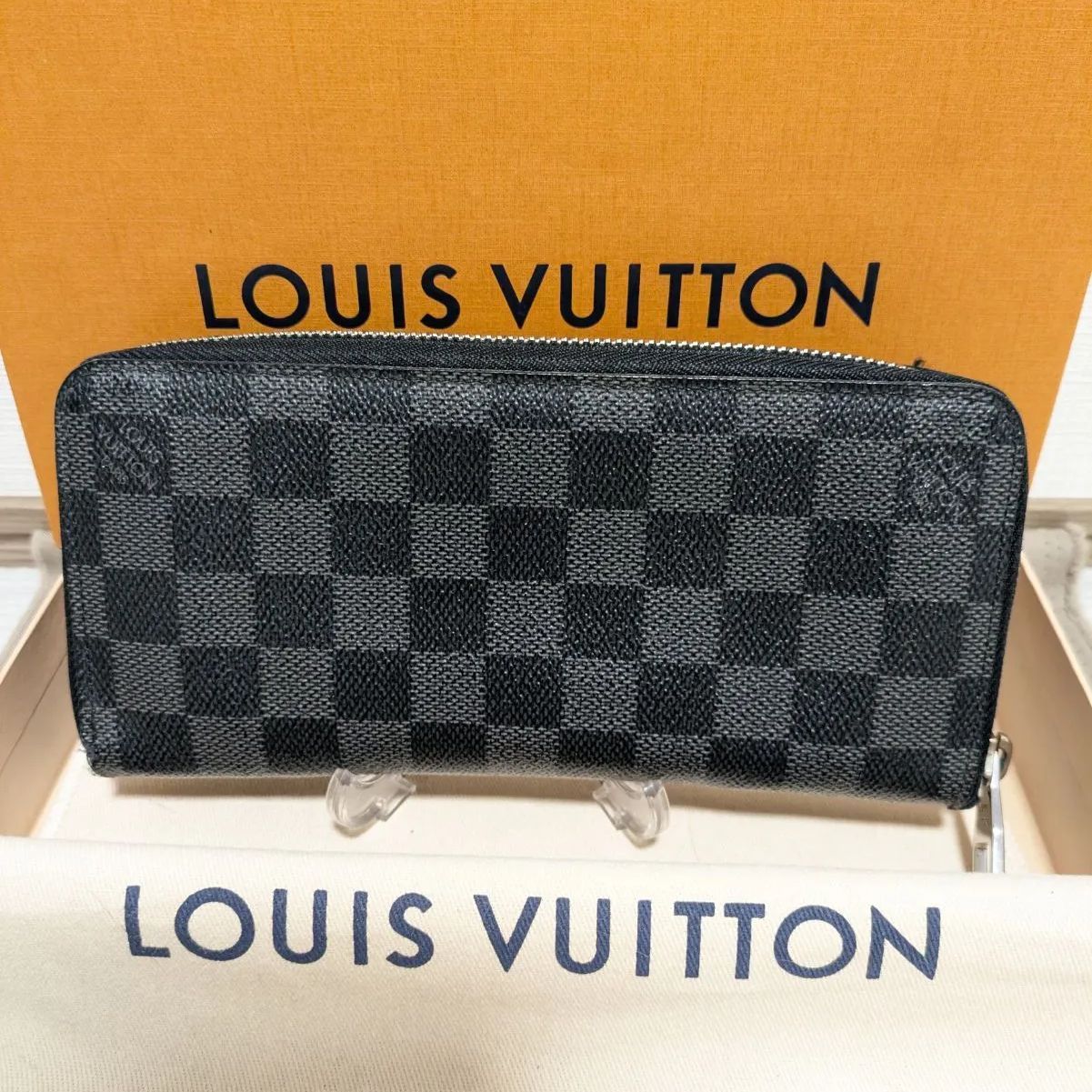 LOUIS VUITTON ルイ ヴィトン ヴェルティカル ダミエ グラフィット 訳あり】LOUIS VUITTON ルイヴィトン ダミエグラフィット ジッピー