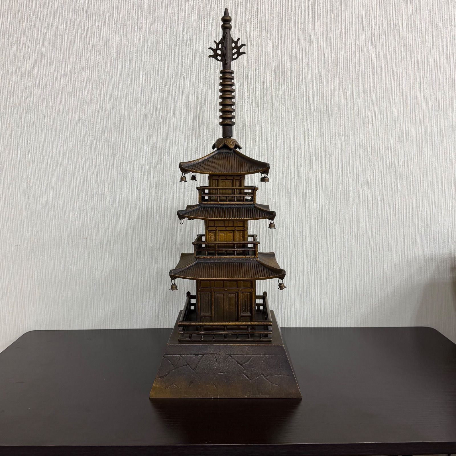昭和レトロ】三重の塔 置物 ヴィンテージ - メルカリ