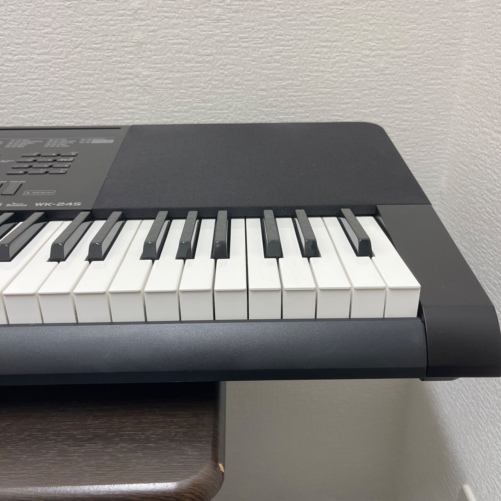 76鍵盤・動作良好】CASIO ベーシックキーボード WK-245 / 譜面立て付