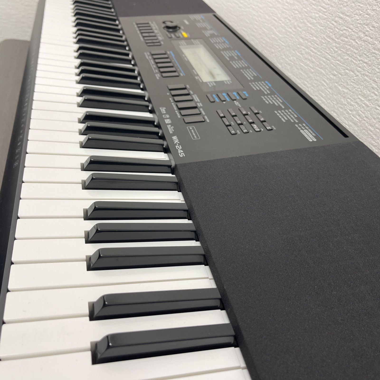 76鍵盤・動作良好】CASIO ベーシックキーボード WK-245 / 譜面立て付