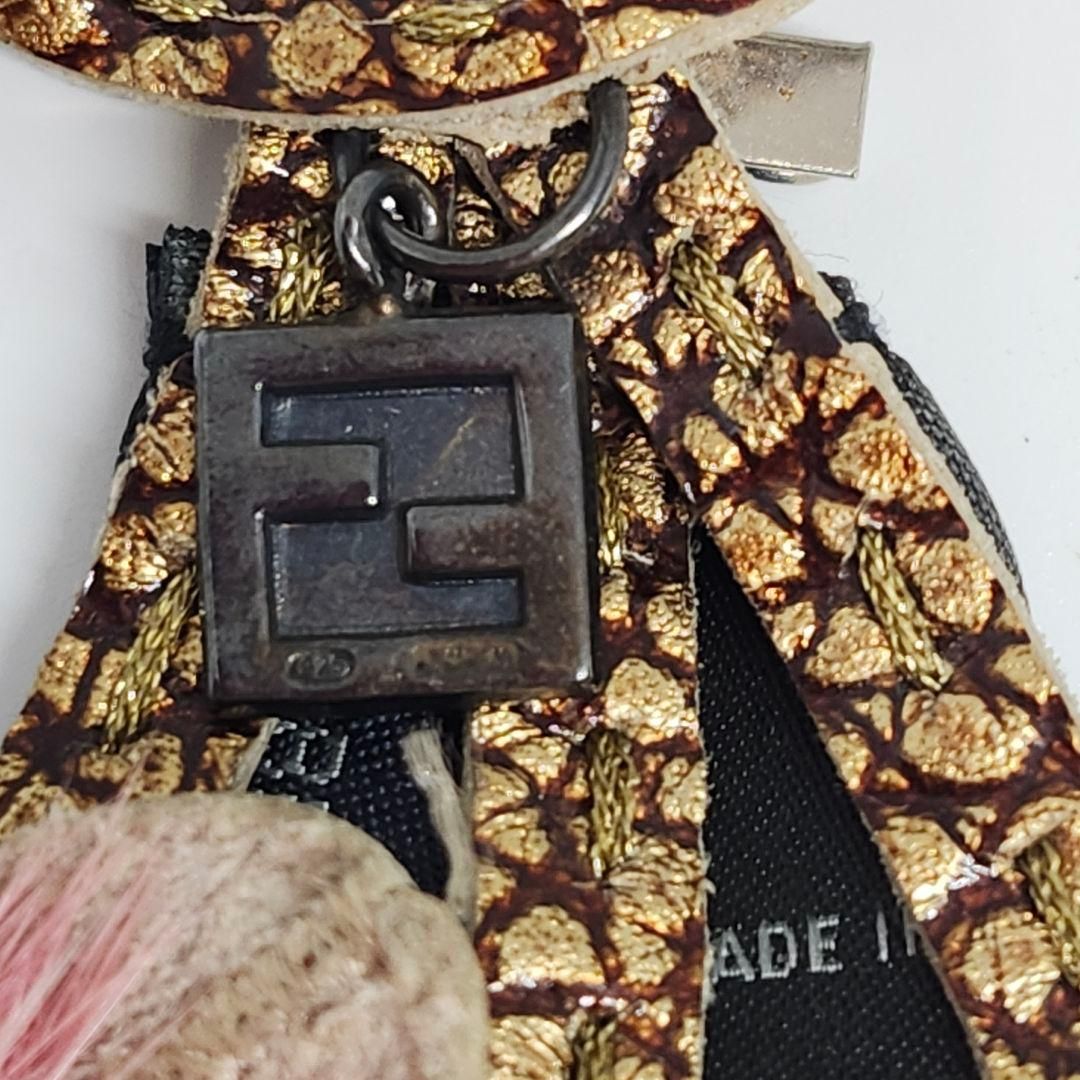 FENDI フェンディ ブローチ ピンク ファー Fロゴ リボン 型押し レザー