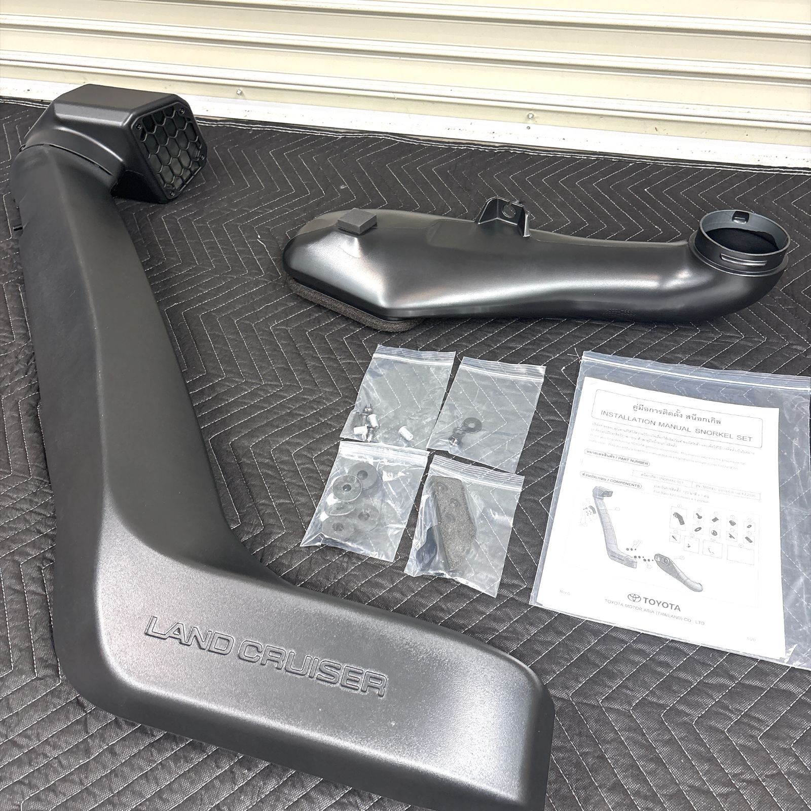 トヨタ純正品】ランクルFJ シュノーケルキット TRJ240 2TR