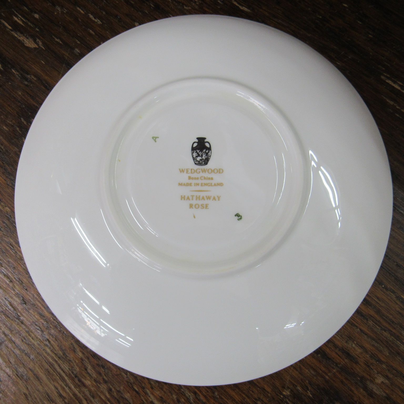 英国 WEDGWOOD ウェッジウッド 黒壺 HATHAWAY ROSE ハザウェイローズ