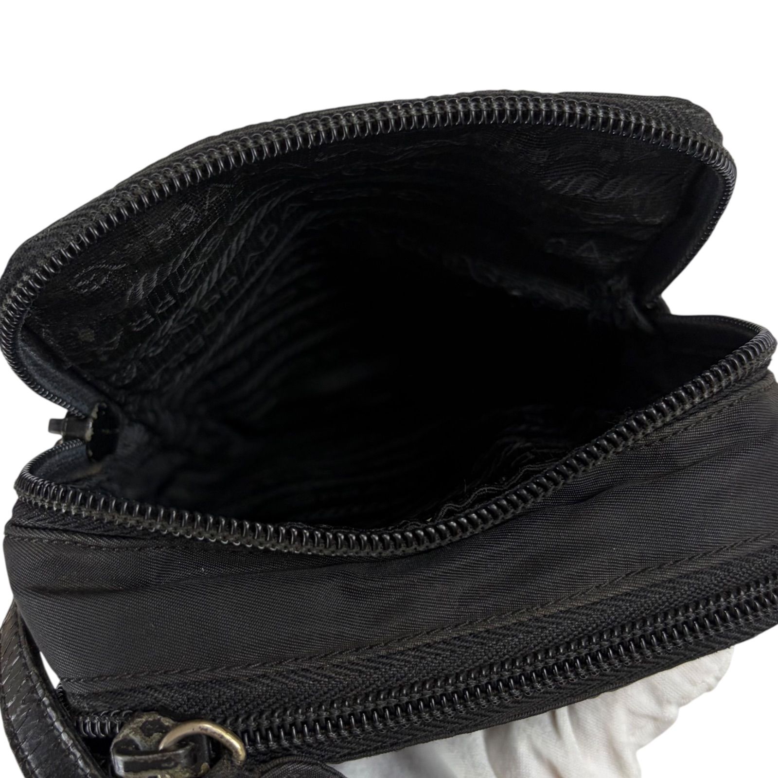 PRADA Triangle Logo × Tessuto Nylon Crossbody Bag プラダ