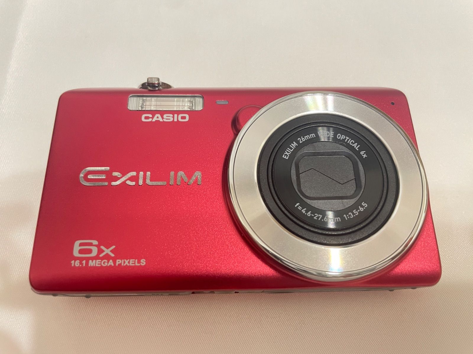 超美品 CASIO カシオ EXILIM EX-Z880 コンパクトデジタルカメラ レッド