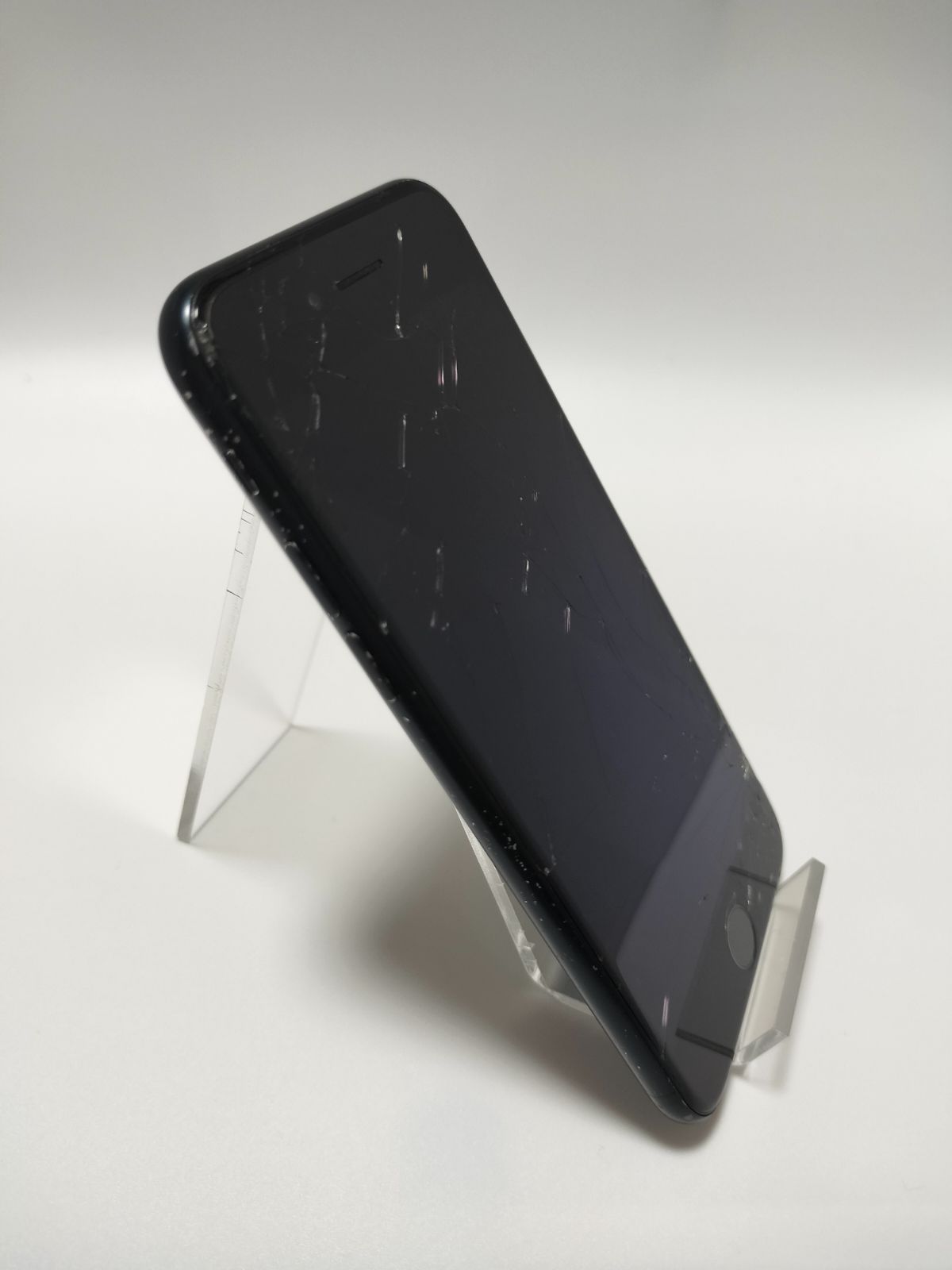 iPhoneSE3 64GB バッテリー84％ SIMフリー ジャンク - メルカリ