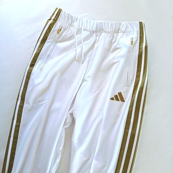 新品 アディダス コーティング ジャージ 上下セット メンズ レザー調