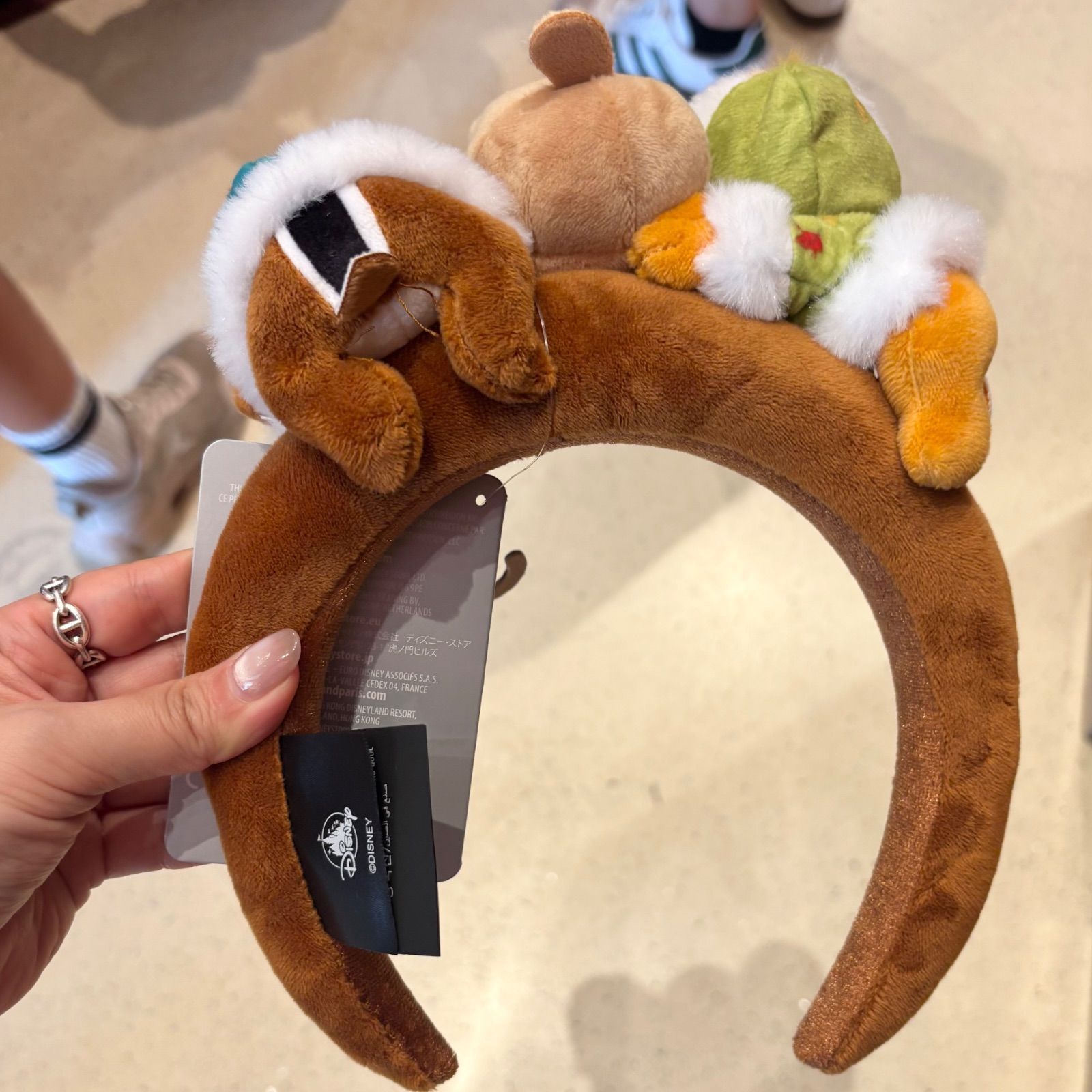 ◆パリディズニー◆チップとデール ふわふわぬいぐるみカチューシャ ◇パリディズニー◇チップとデール ふわふわぬいぐるみカチューシャ