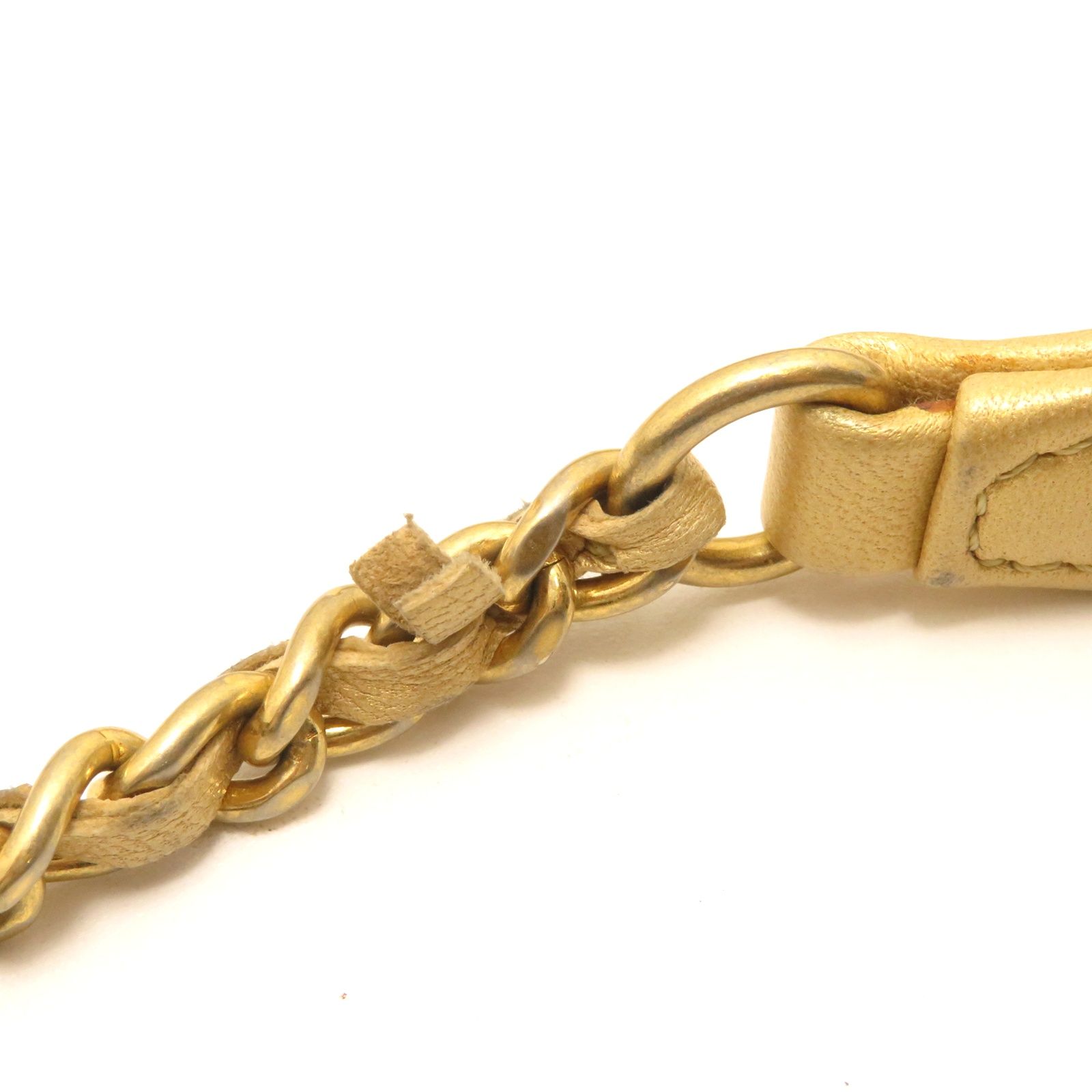 シャネル Vステッチ チェーンショルダー ゴールド金具 ラム CHANEL シャネル Vステッチ チェーンショルダー ゴールド/ブラック/GP