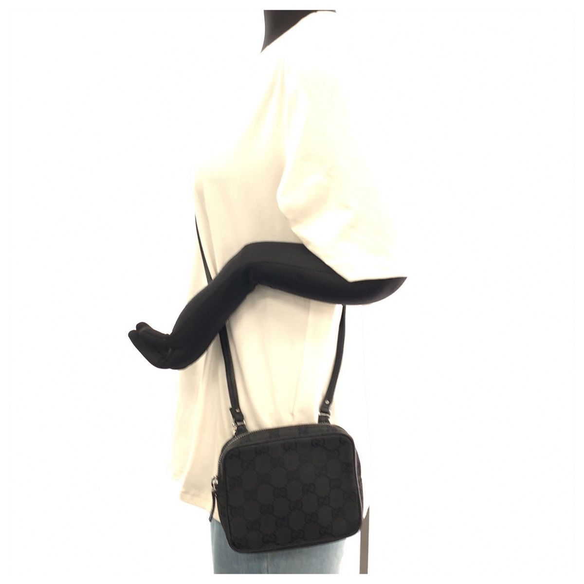 美品 GUCCI グッチ ブラック 黒 シルバー金具 GGキャンバス/レザー 