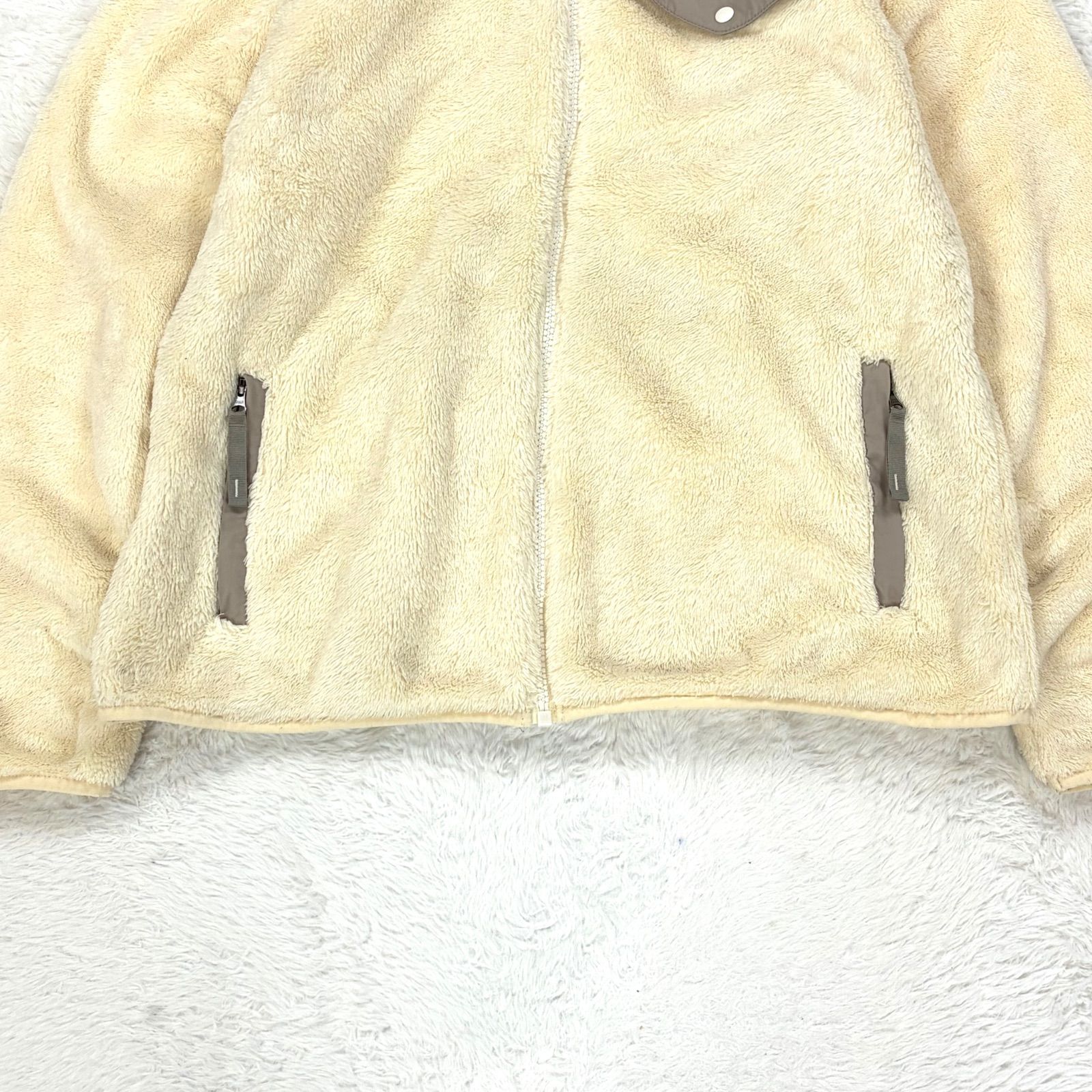 https://assets.mercari-shops-static.com/-/large/plain/2JWtVxT8xWtrhDtofgANz4.jpg@jpg