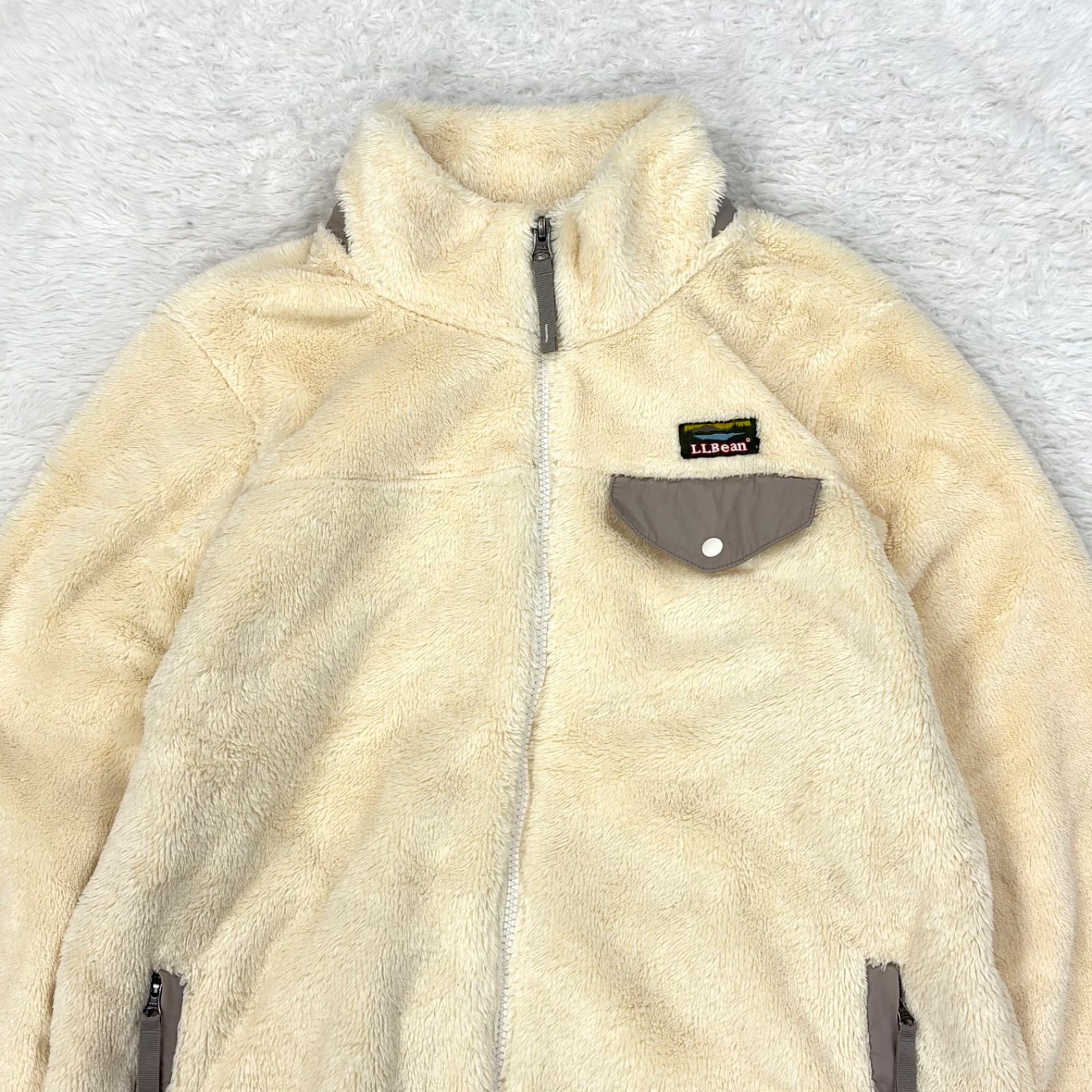 https://assets.mercari-shops-static.com/-/large/plain/2JWtVxTShBS6aQvXgzf8og.jpg@jpg