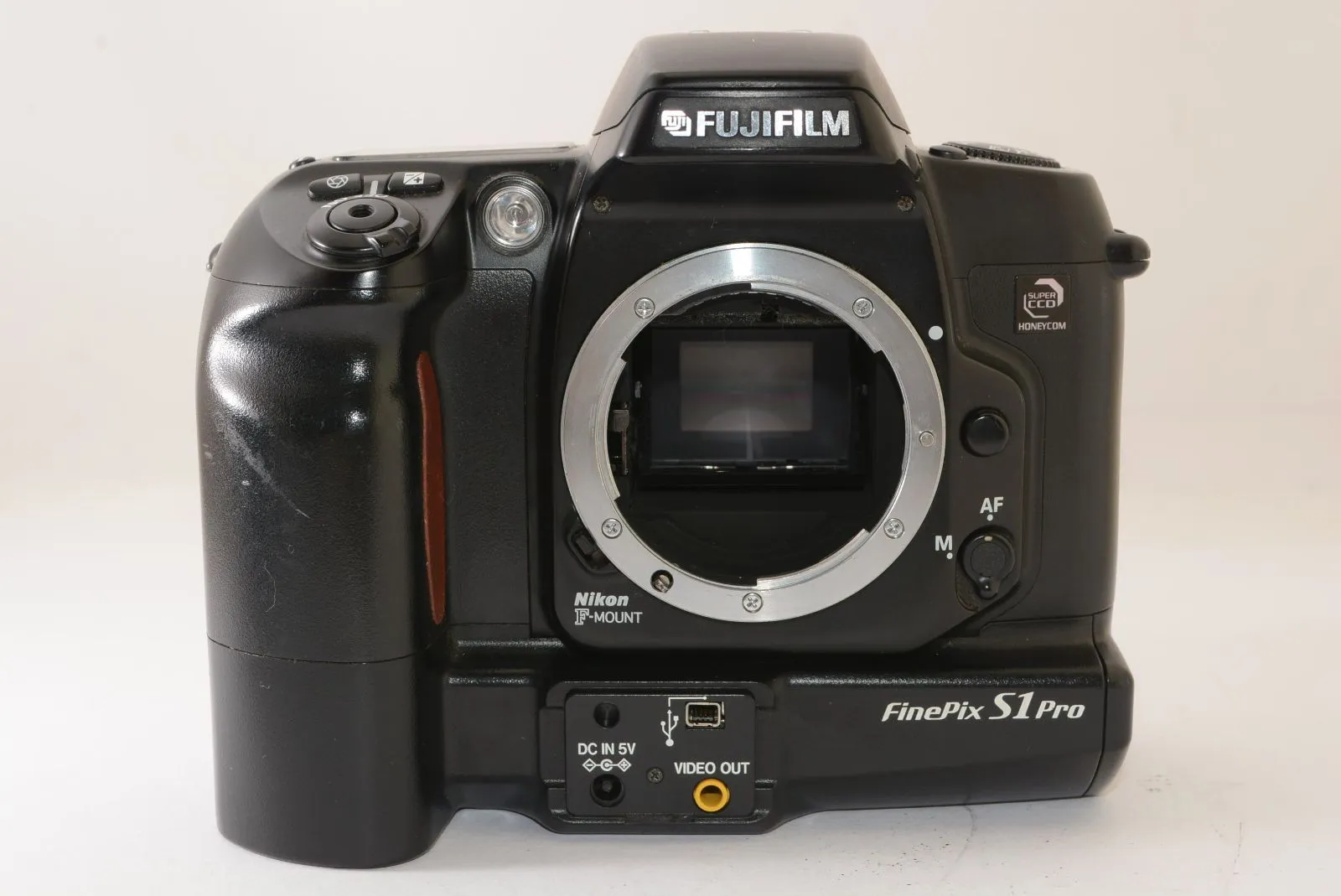 富士フイルム FinePix S1 Pro