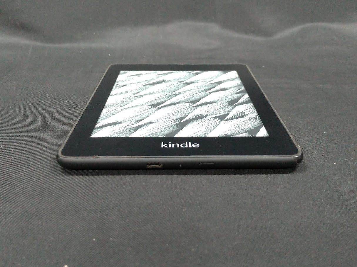 Kindle Paperwhite 第10世代 32GB やや傷や汚れあり - メルカリ