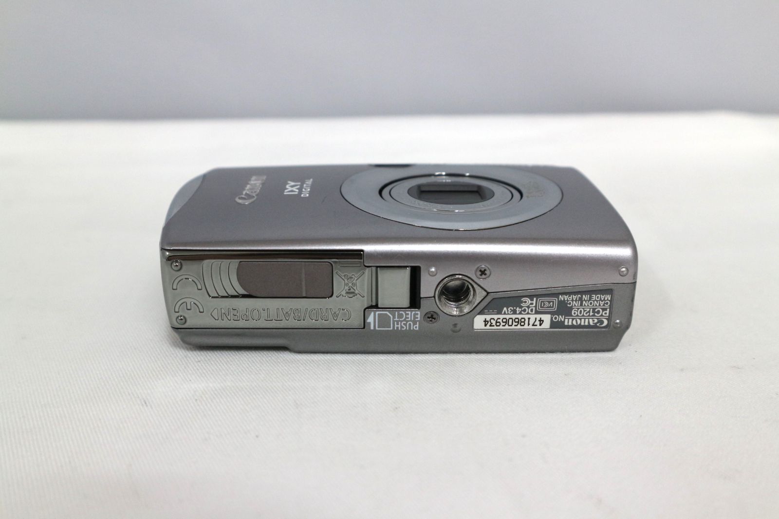 動作品】Canon IXY DIGITAL 900 IS シルバー デジタルカメラ オールド