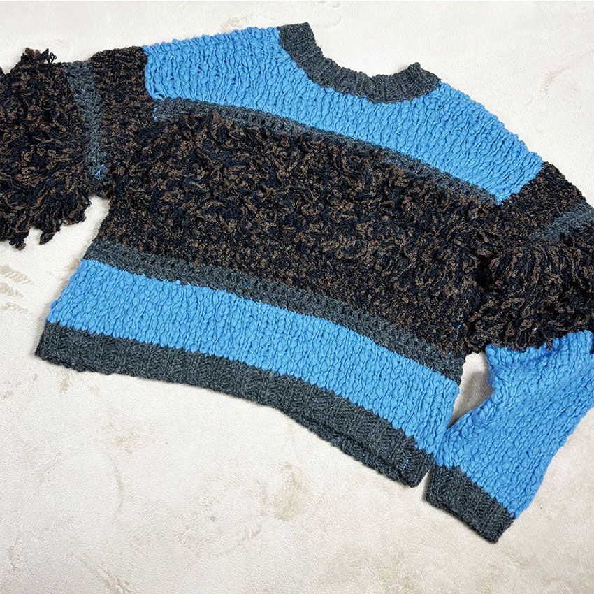 https://assets.mercari-shops-static.com/-/large/plain/2JWuJH6JazKijPu82Z46Mp.jpg@jpg