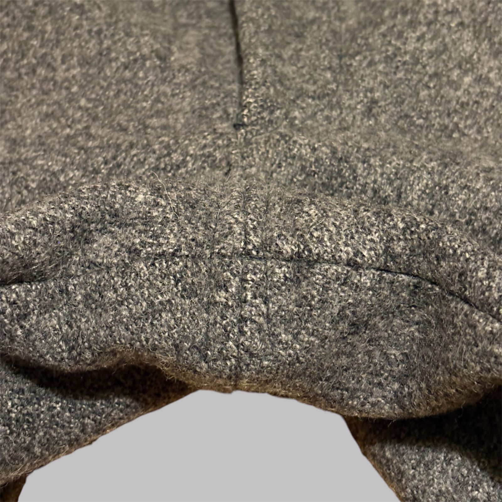 https://assets.mercari-shops-static.com/-/large/plain/2JWuKLVCRieJBmvmwYcoSW.jpg@jpg