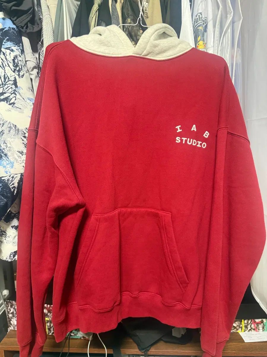 XL アイエプスタジオ クリスマス WHO フードTシャツ