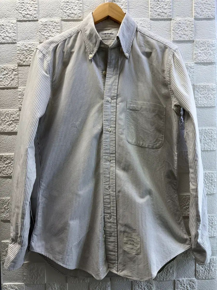 <正規品>トム・ブラウン ストラップ シャツ 2 size 26,169円
