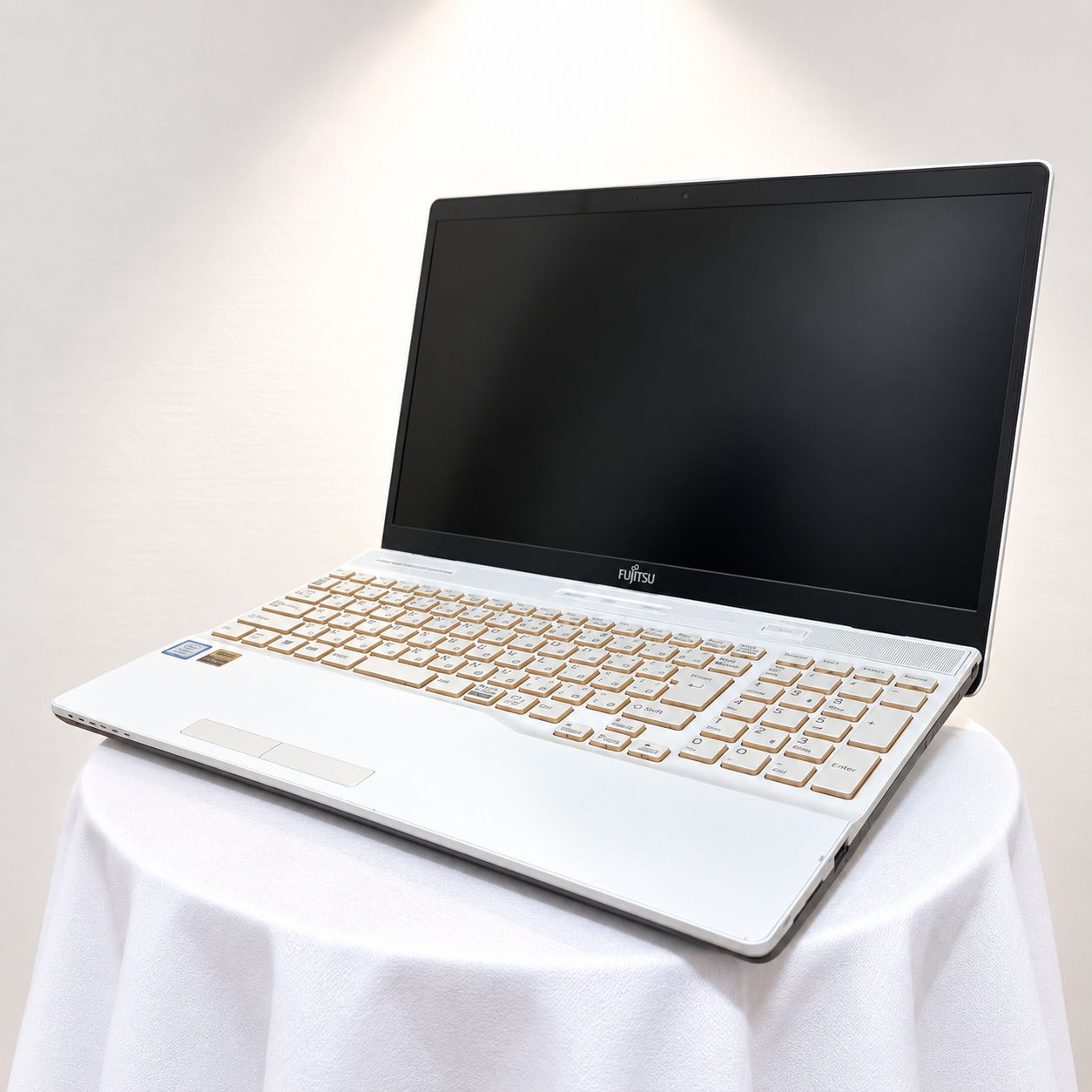 富士通 AH55/D1 Core i7 第8世代 メモリ8GB SSD256GB Blu-ray カメラ Office Windows11 ノートパソコン