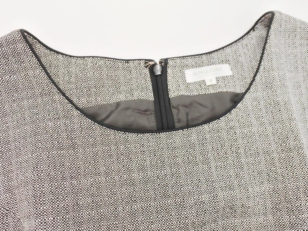 https://assets.mercari-shops-static.com/-/large/plain/2JWwYCeWzonssHk6XaxV7s.jpg@jpg