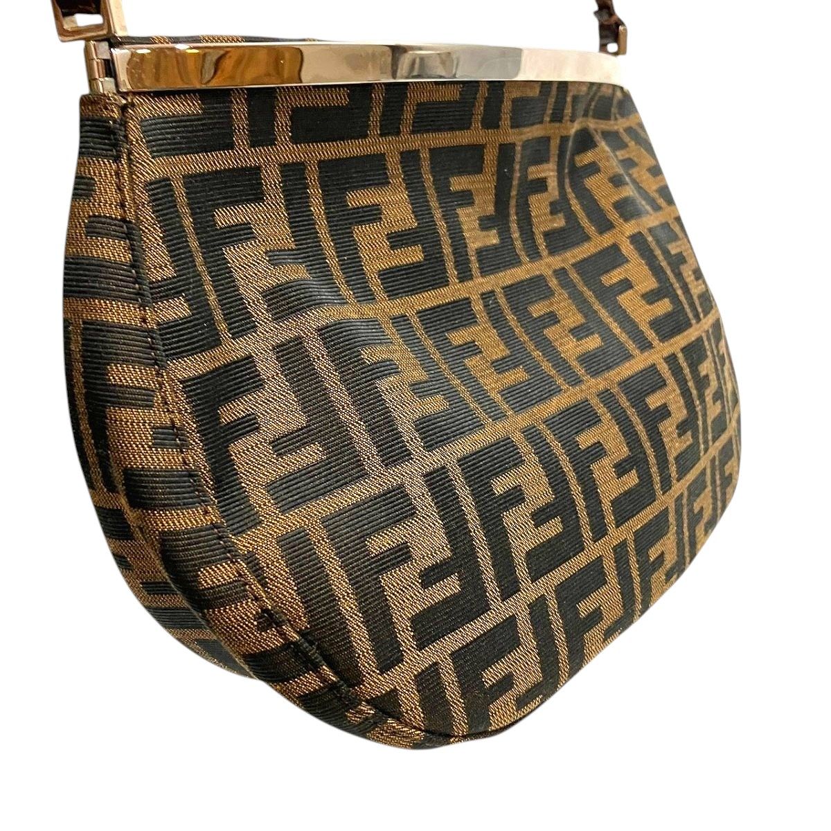 フェンディ FENDI ズッカ ショルダーバッグ 26736 レディース - メルカリ