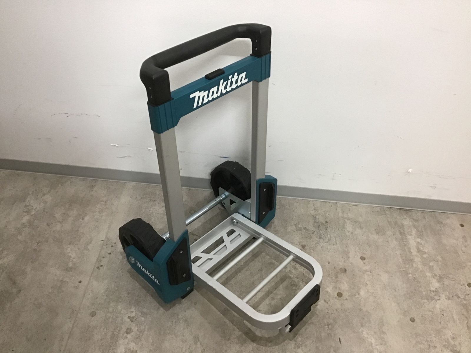 中古動作品】マキタ(makita) トローリ A-60648 マックパック運搬用