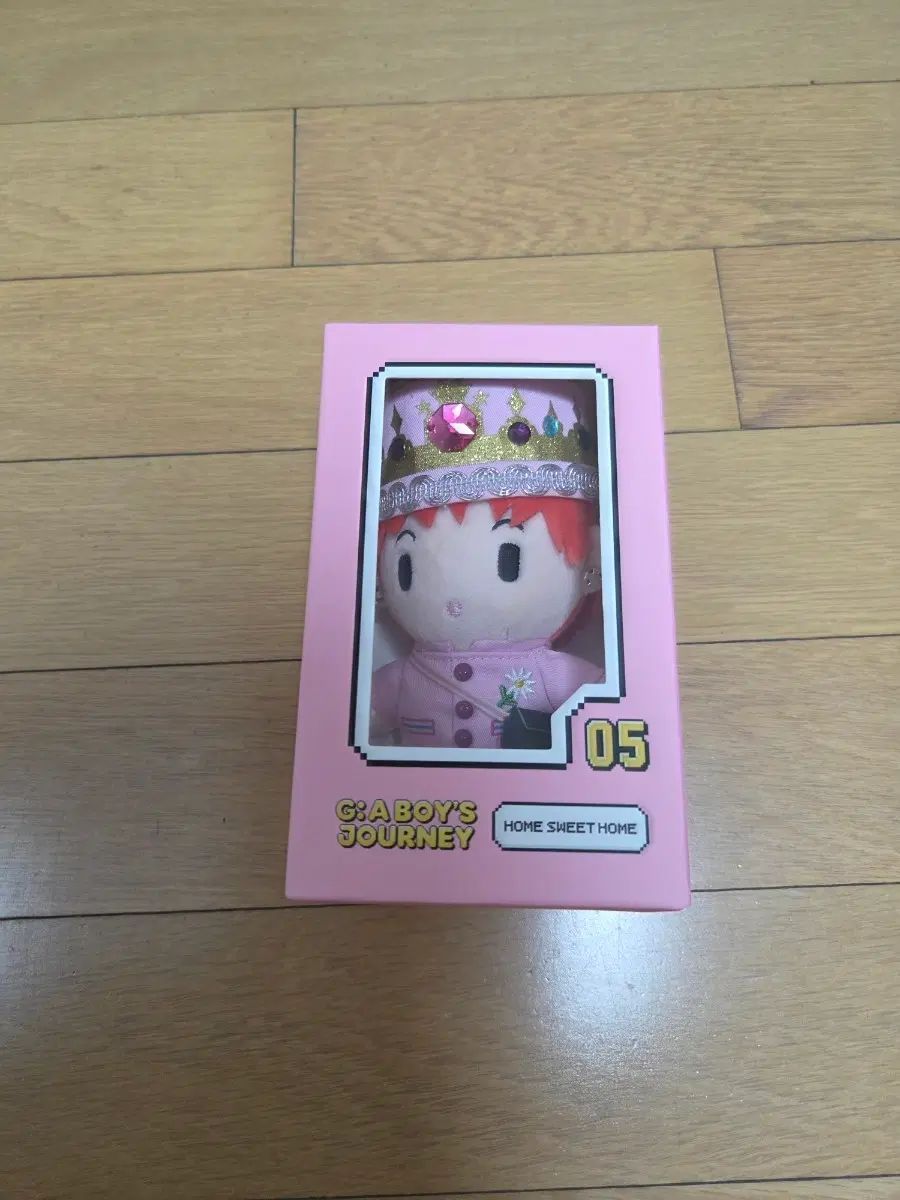 G-DRAGON（ジードラゴン） fam ポップアップ PLUSH キーホルダー人形 E ver