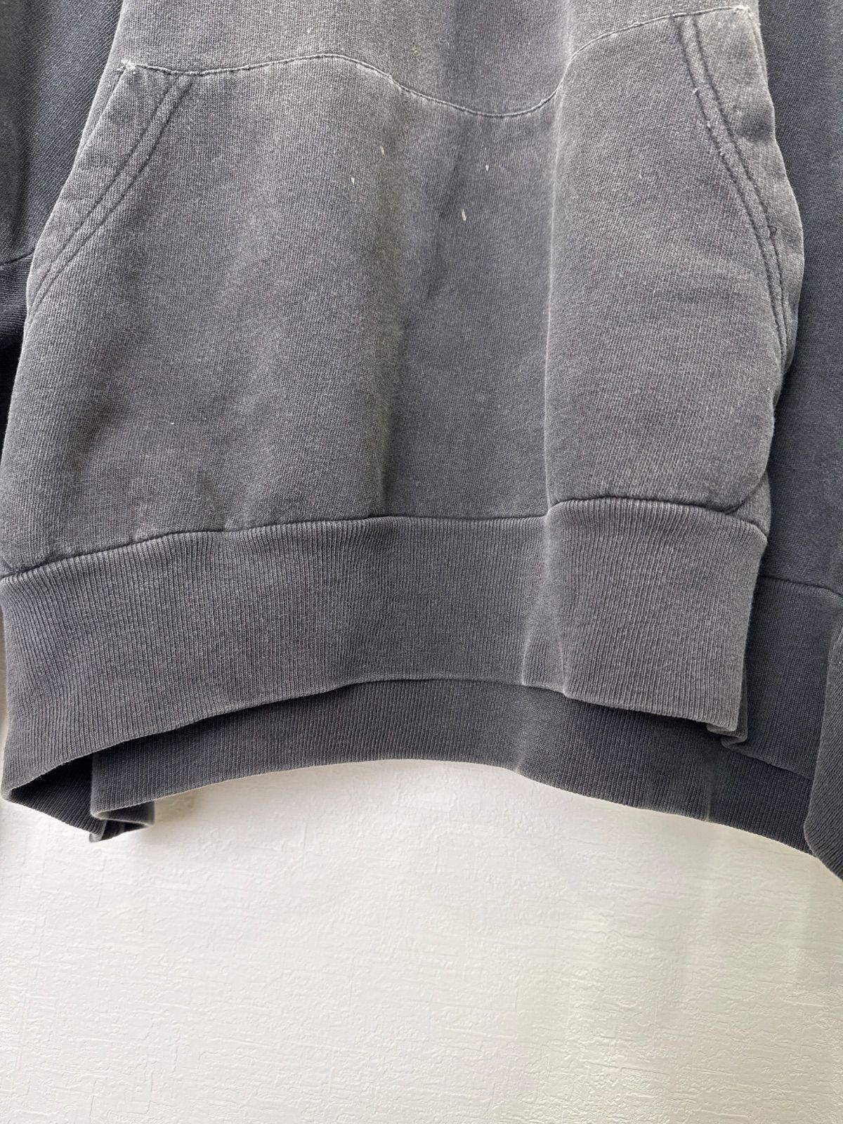 https://assets.mercari-shops-static.com/-/large/plain/2JWypwArEbf6gqUwyYDbXG.jpg@jpg