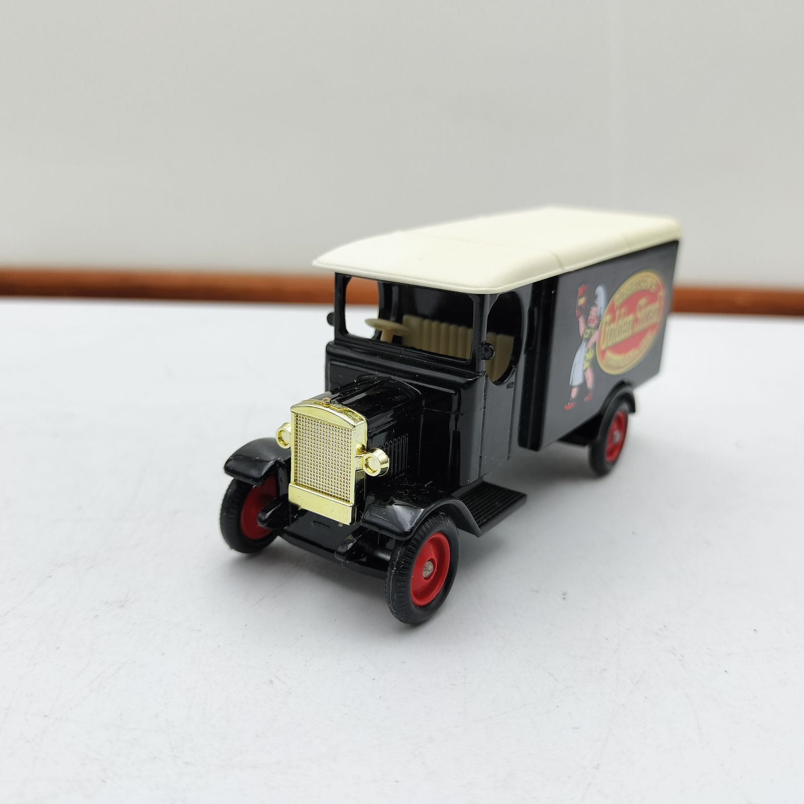 海外製 ミニカー 2点 まとめ売り（マルタバス＆英国デイズガーン）ダイキャスト クラシックカー レトロ thumbnail 12