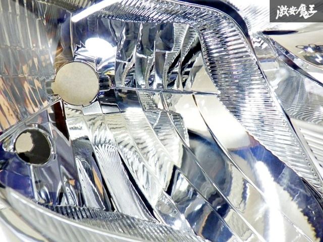レンズ割れ無し！】日産 純正 E12 ノート 前期 中期 ハロゲン ヘッド