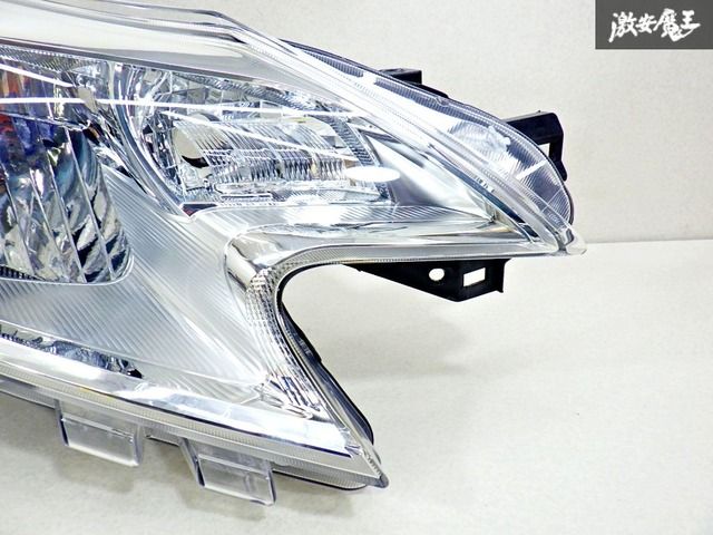 レンズ割れ無し！】日産 純正 E12 ノート 前期 中期 ハロゲン ヘッド