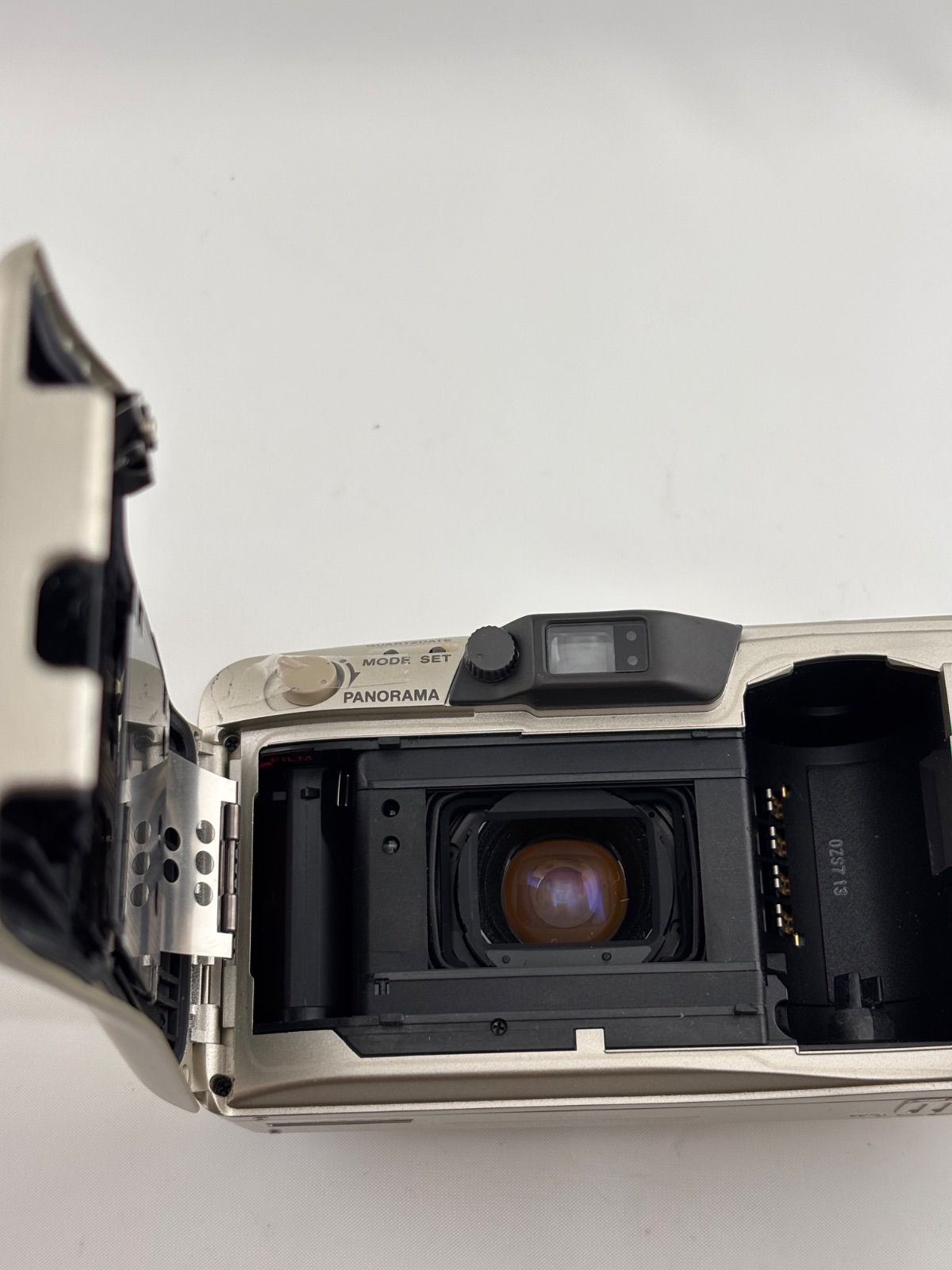 2572【フラッシュOK】 OLYMPUS μ mju ZOOM 140 DELUXE オリンパス