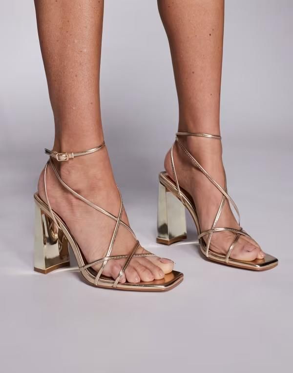 シミ レディース シューズ サンダル ヒール SIMMI ShoesIMMI London Carmela strappy block heeled sandals Gold Metallic ゴール 16,110円